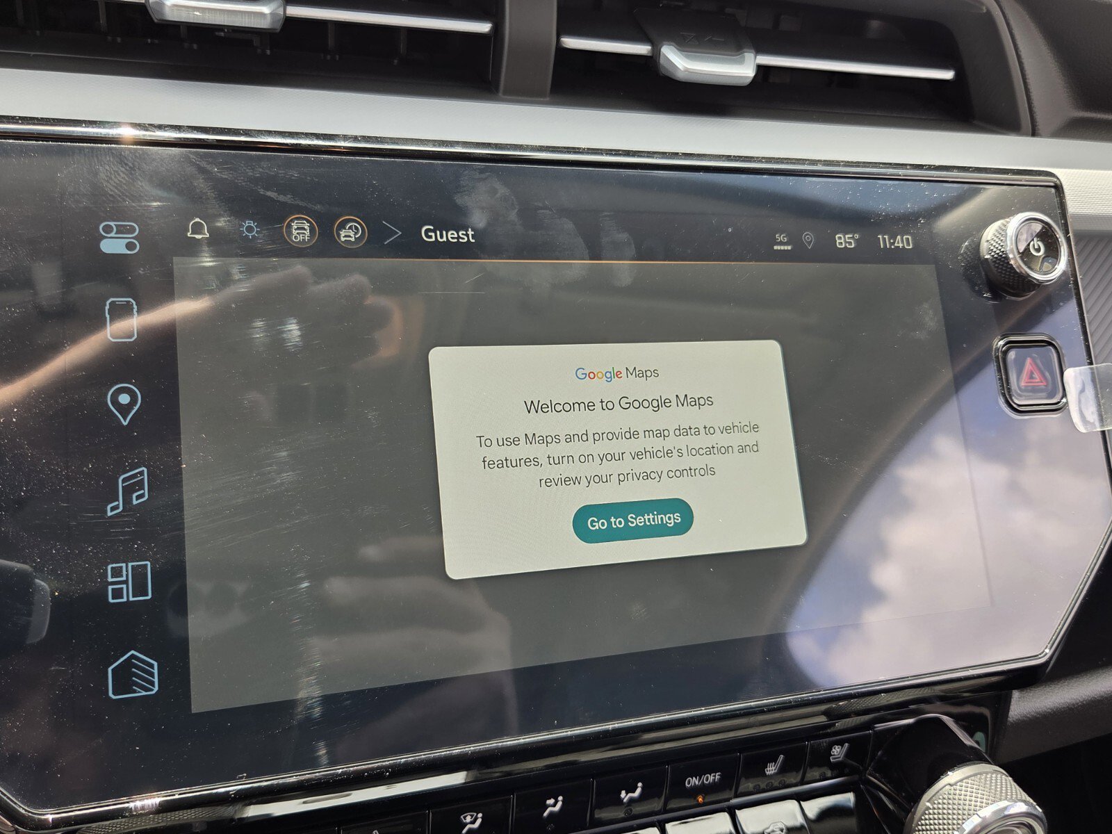 New 2027 Chevrolet Bolt RS w/ Technology Package FWD image 19