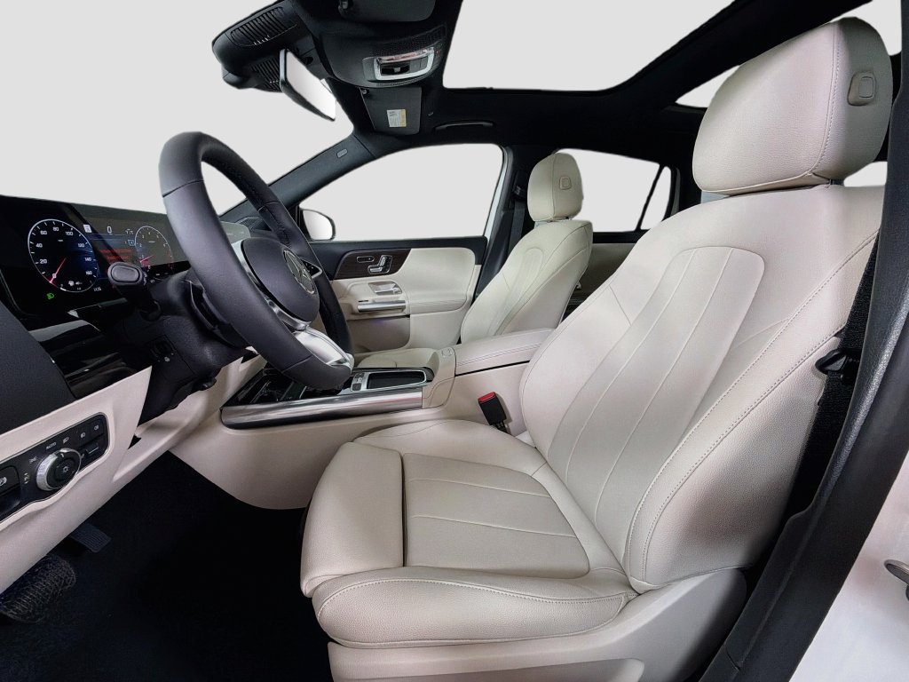 New 2026 Mercedes-Benz GLA 250 4MATIC image 12