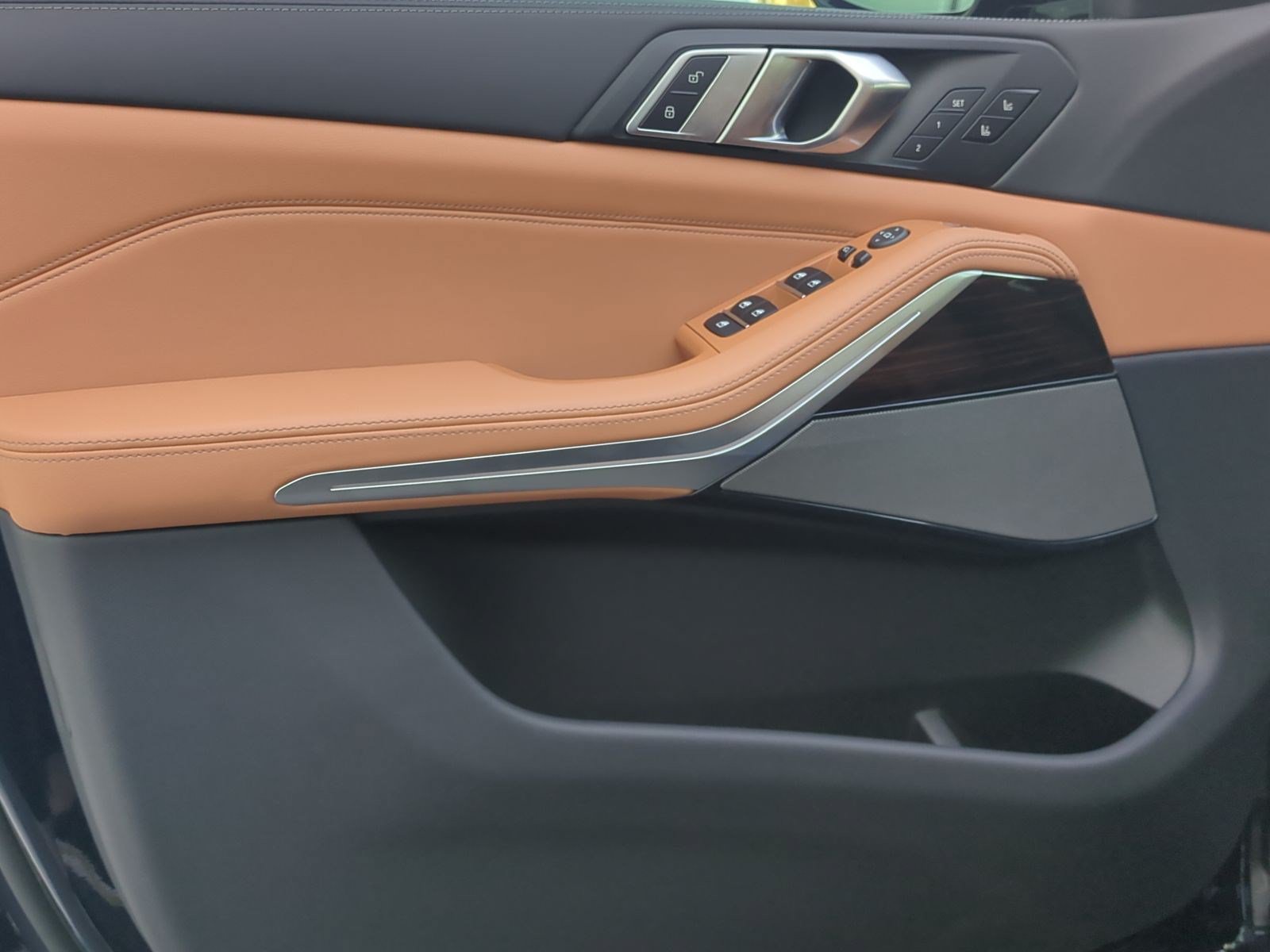 New 2026 BMW X5 M60i AWD/4WD image 14