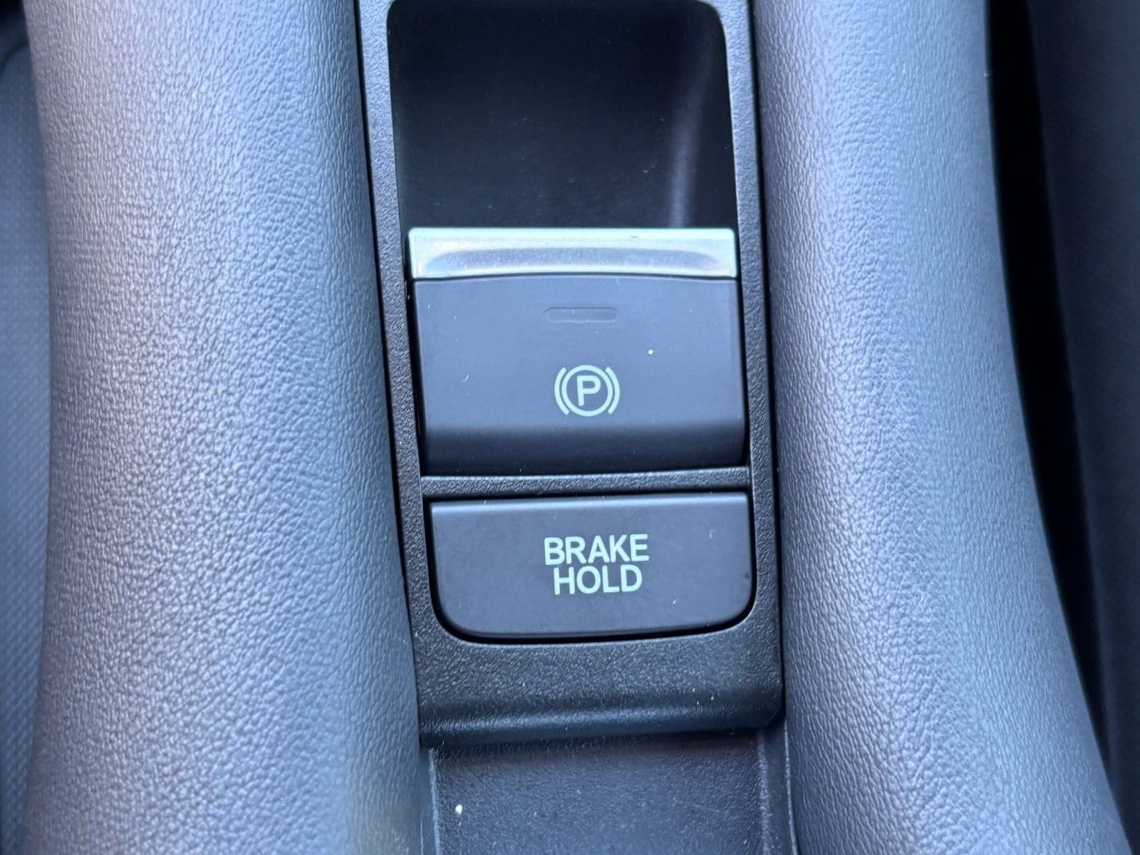 Used 2024 Honda HR-V Sport image 34