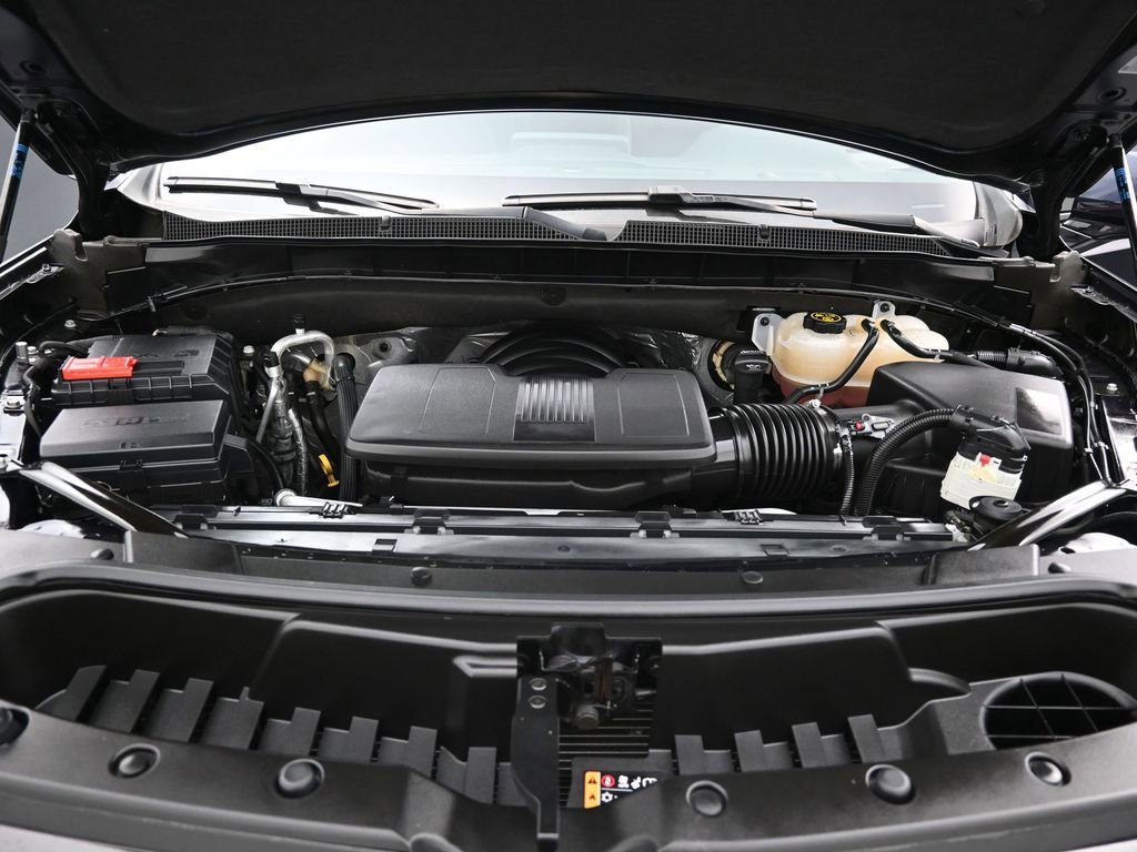 Used 2023 Chevrolet Tahoe Z71 w/ Luxury Package image 12