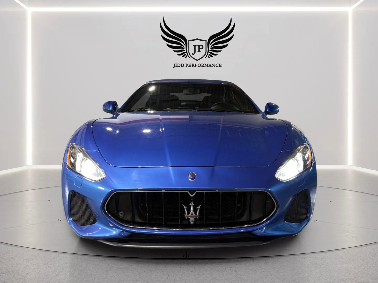 Used 2018 Maserati GranTurismo Sport RWD image 34