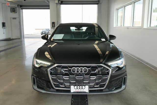 Used 2024 Audi A6 Premium Plus image 2