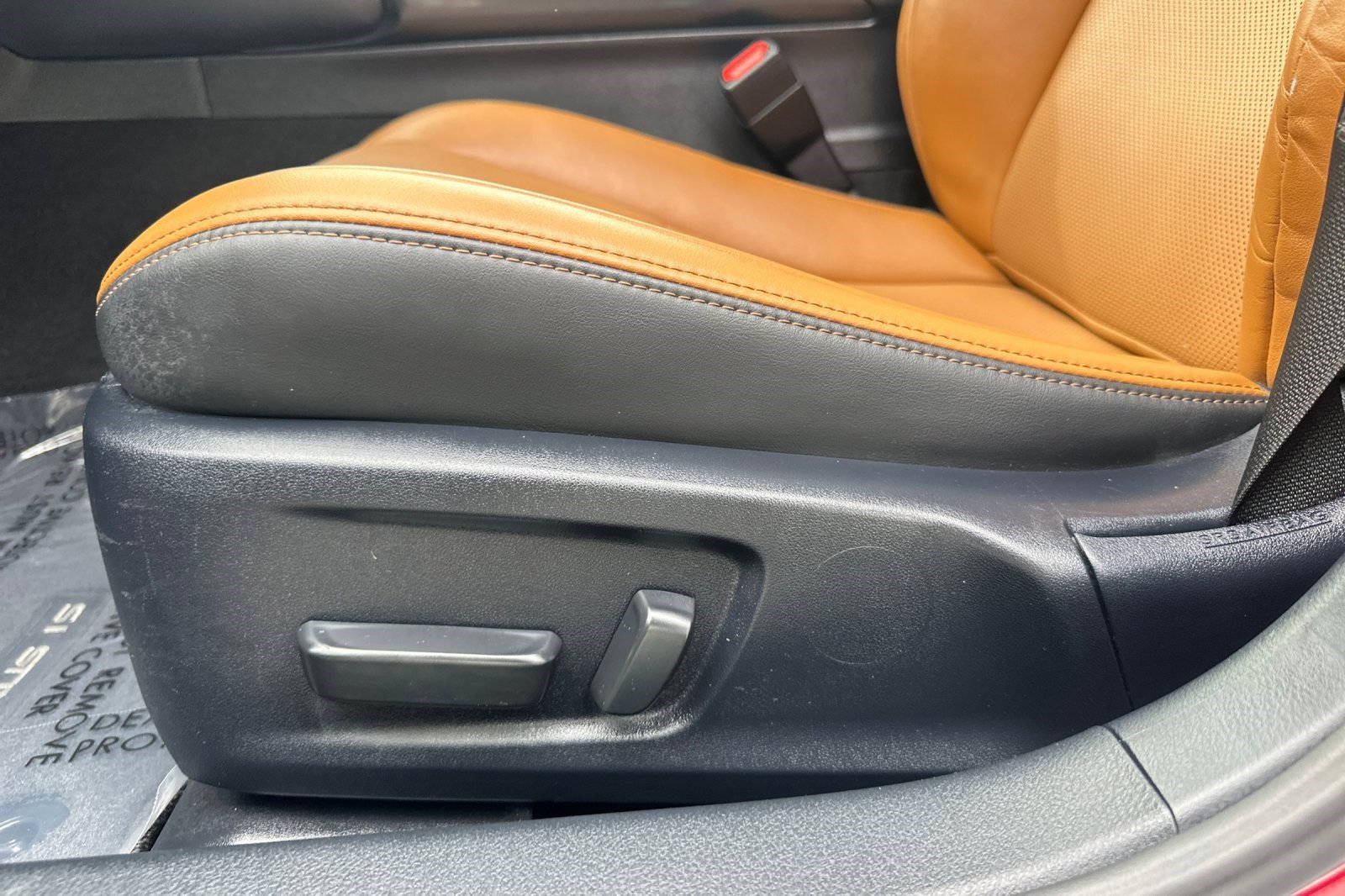 Used 2021 Lexus IS 300 w/ Comfort Package image 14