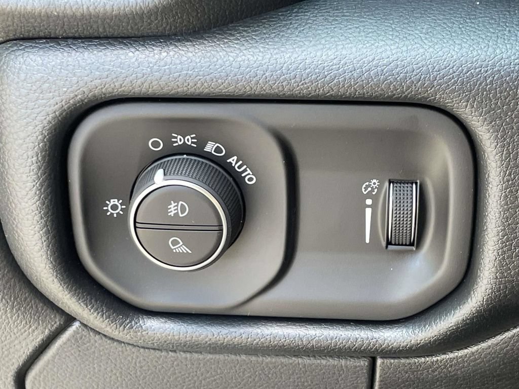 New 2026 RAM 2500 Tradesman AWD/4WD image 28