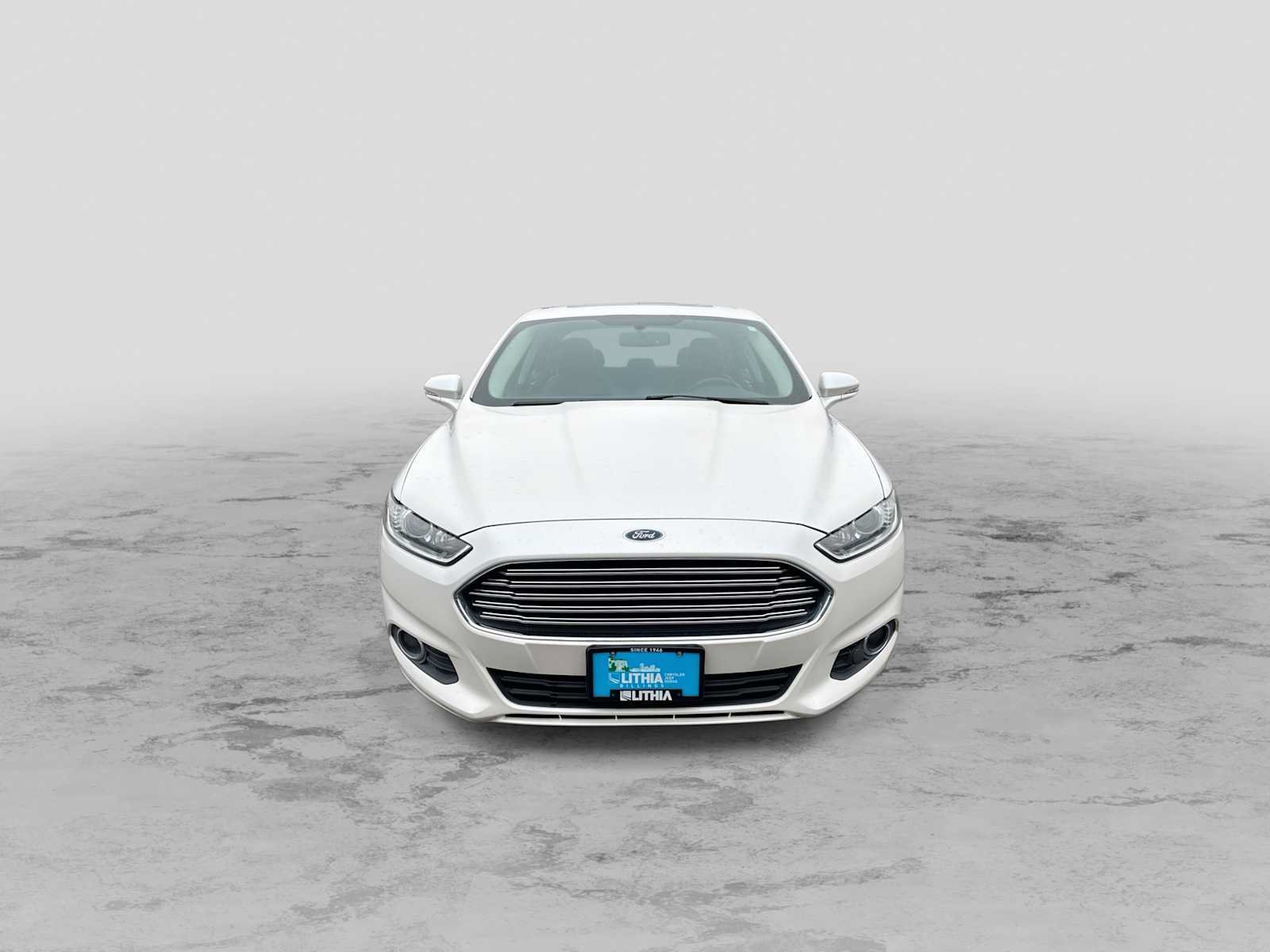 Used 2015 Ford Fusion SE w/ Equipment Group 202A FWD image 3
