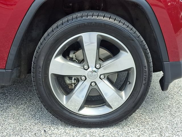 Used 2015 Jeep Grand Cherokee Limited w/ Luxury Group II AWD/4WD image 11