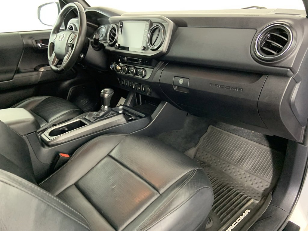 Used 2020 Toyota Tacoma TRD Off-Road image 28