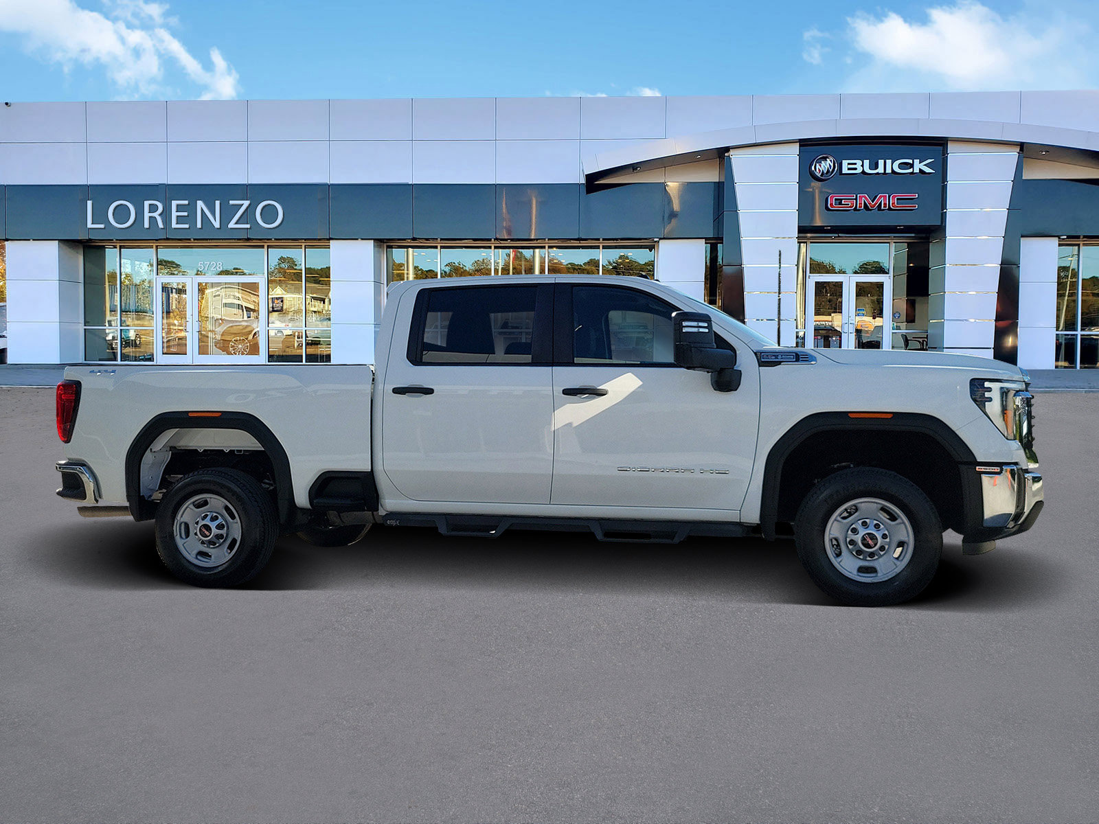 Used 2024 GMC Sierra 2500 Pro w/ Convenience Package AWD/4WD image 4