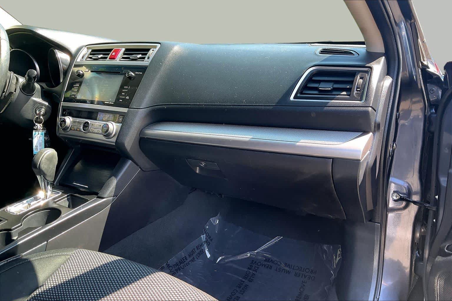 Used 2016 Subaru Outback 2.5i Premium AWD/4WD image 18