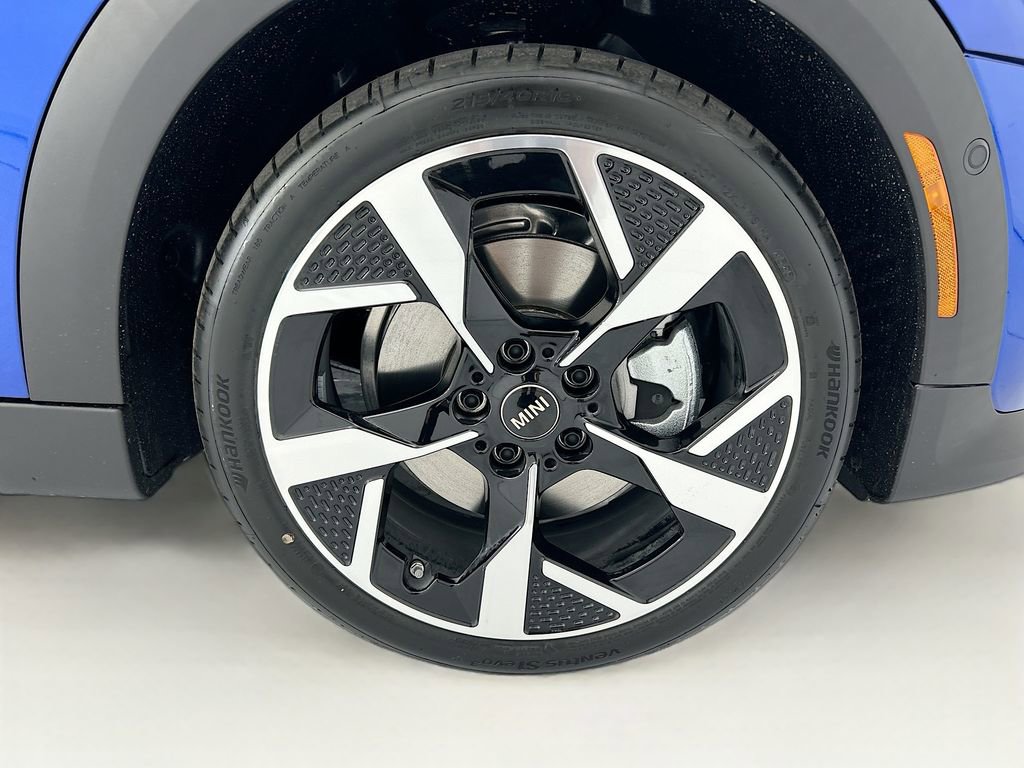 New 2026 MINI Cooper 4-Door Hardtop image 31