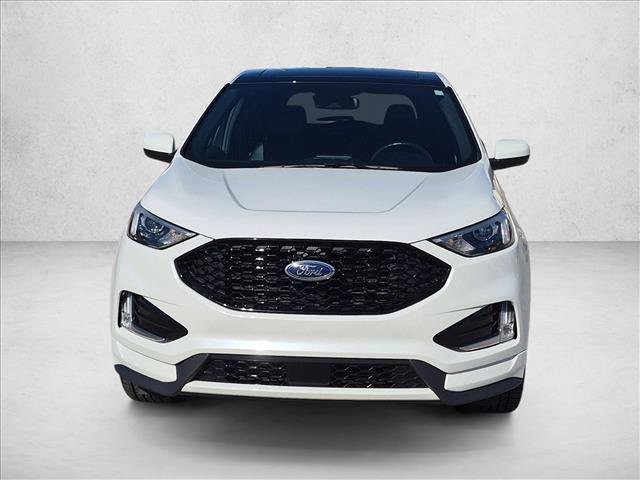 Certified 2022 Ford Edge ST-Line w/ Class II Trailer Tow Package AWD/4WD image 2