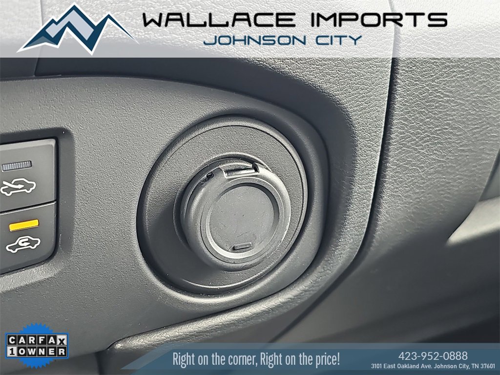 Used 2024 Nissan Frontier SL image 35