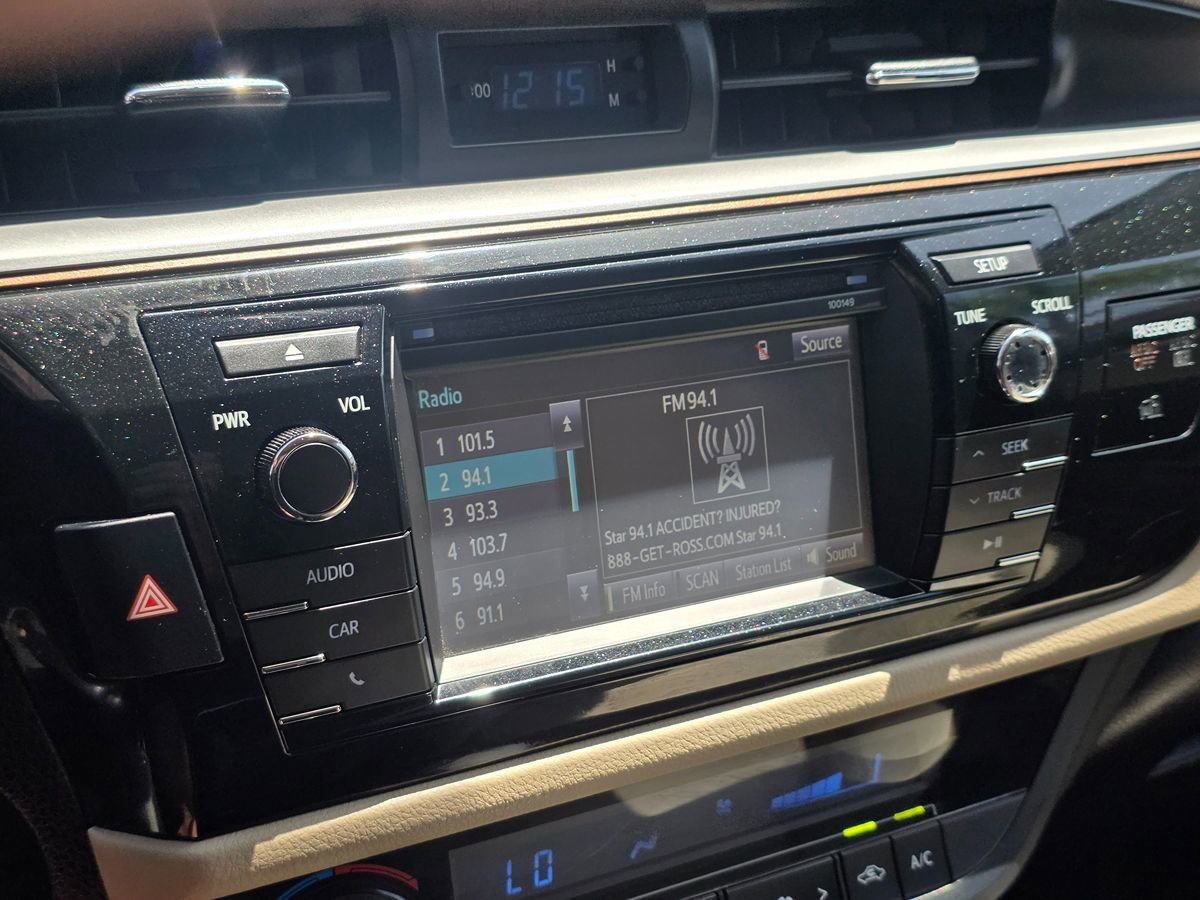 Used 2014 Toyota Corolla LE w/ Protection Package FWD image 32