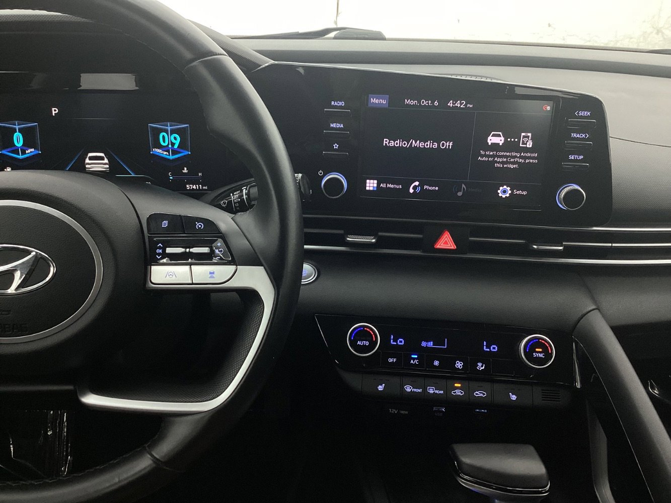 Used 2021 Hyundai Elantra SEL w/ Convenience Package image 32