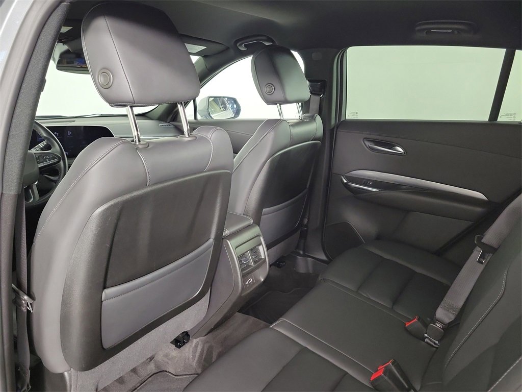 Certified 2025 Cadillac XT4 Premium Luxury image 12