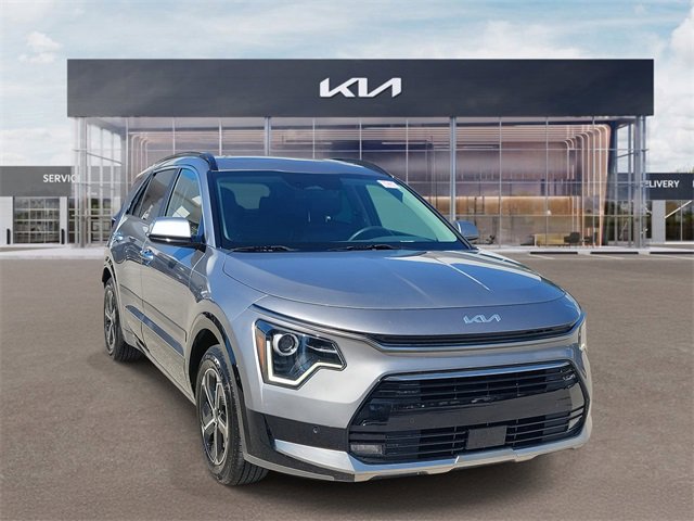 Certified 2023 Kia Niro SX
