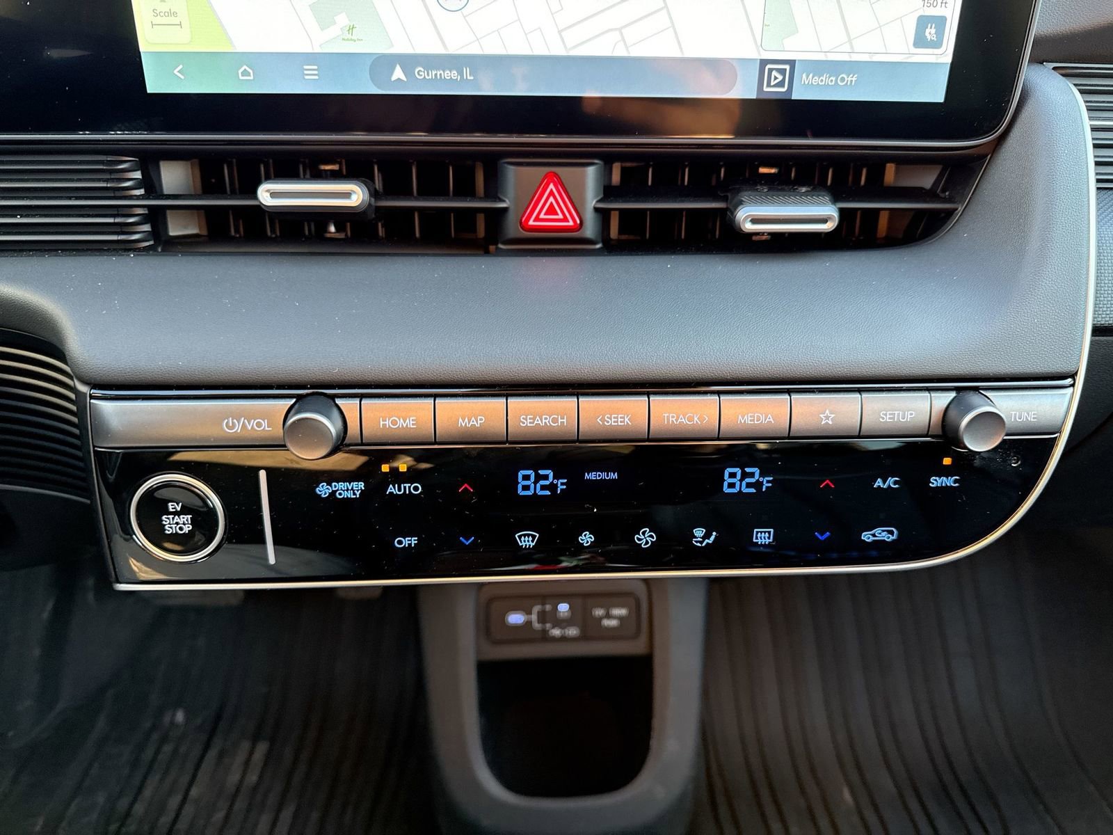 Used 2026 Hyundai Ioniq 5 Limited image 22