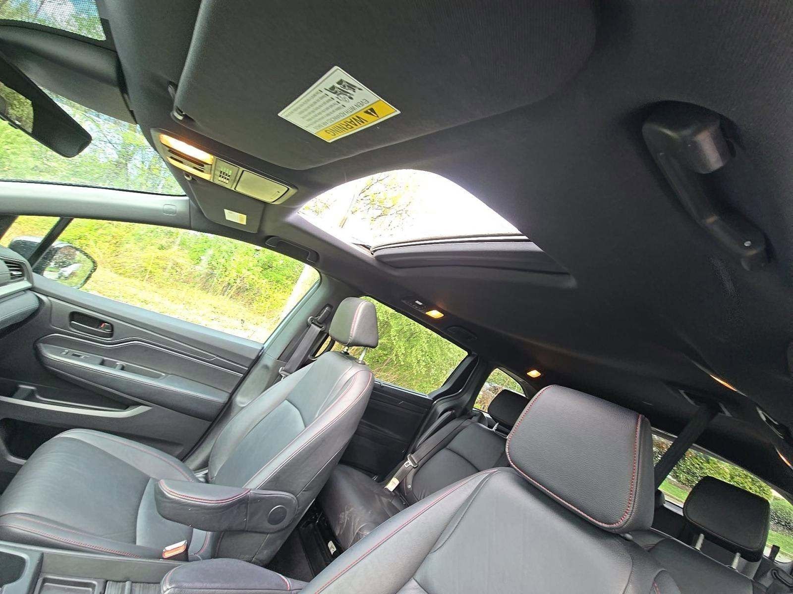 Used 2023 Honda Odyssey Sport image 9