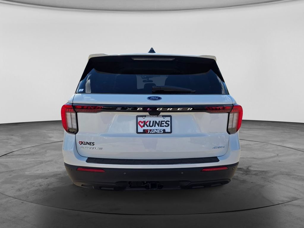 New 2025 Ford Explorer Active AWD/4WD image 8