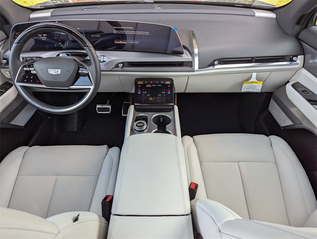 New 2026 Cadillac Vistiq Sport image 15