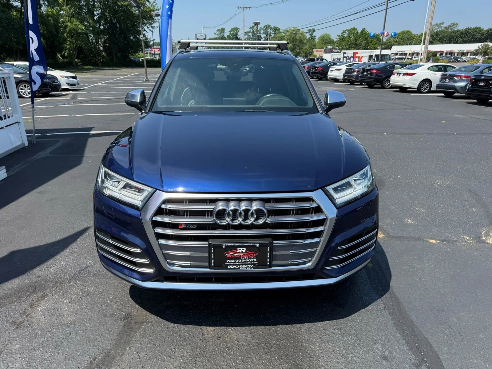 Used 2018 Audi SQ5 Premium Plus w/ Navigation Package image 4