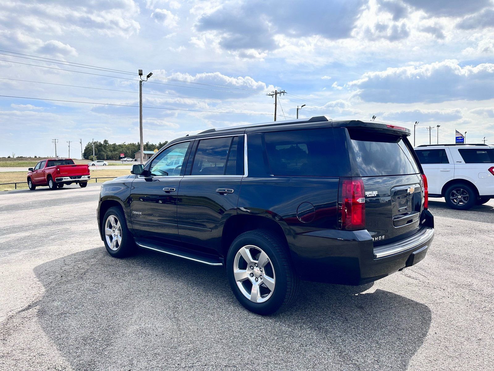 Used 2019 Chevrolet Tahoe Premier RWD image 12