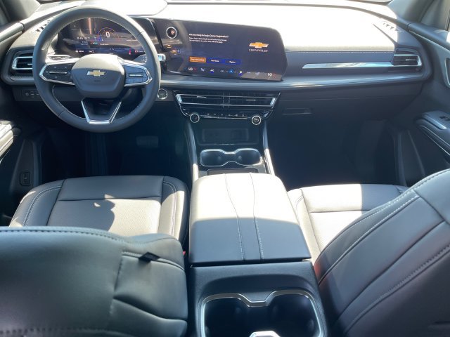 New 2027 Chevrolet Traverse LT w/ Driver Confidence Package AWD/4WD image 15