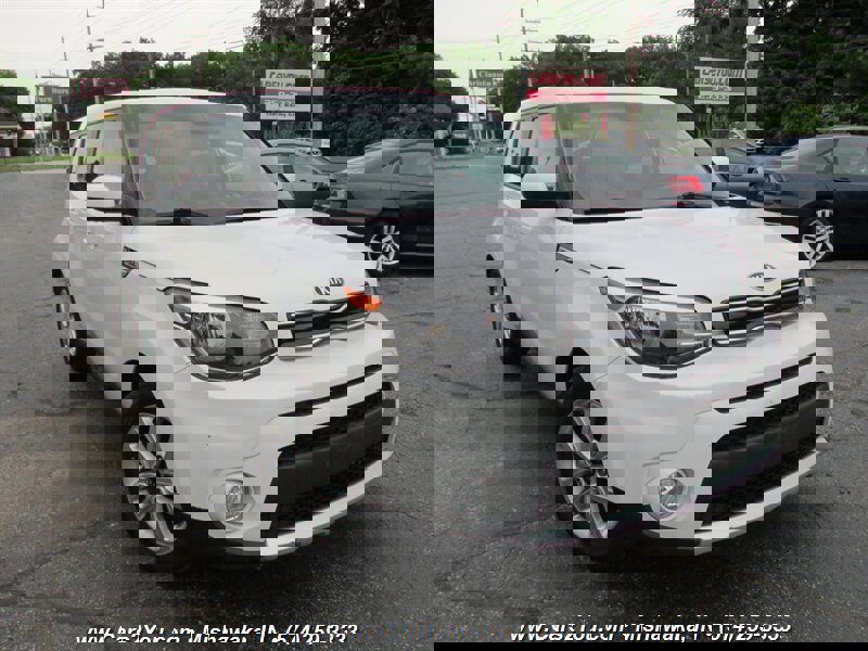 Used 2019 Kia Soul + image 1