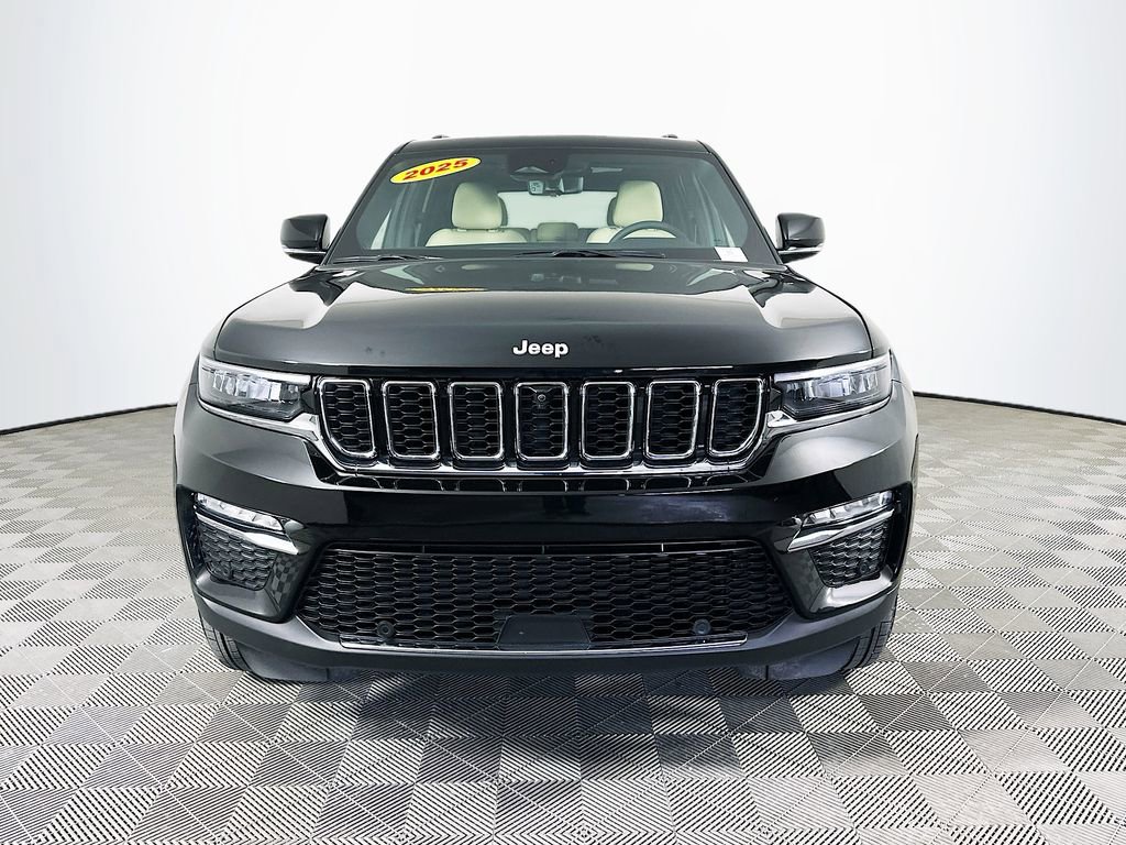 Certified 2025 Jeep Grand Cherokee Limited w/ Luxury Tech Group II image 4