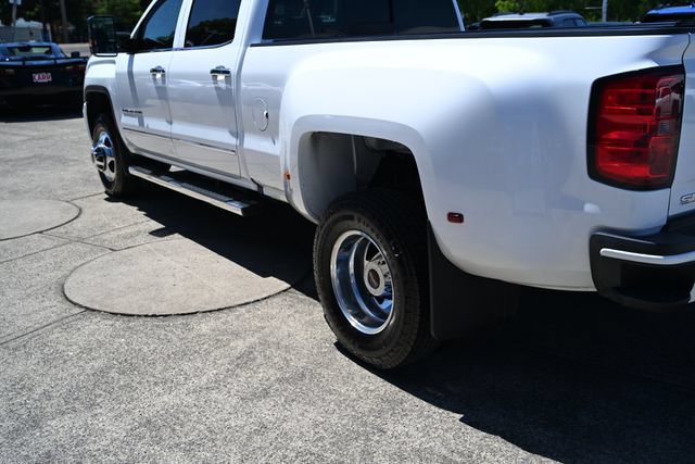 Used 2016 GMC Sierra 3500 Denali w/ Duramax Plus Package AWD/4WD image 7