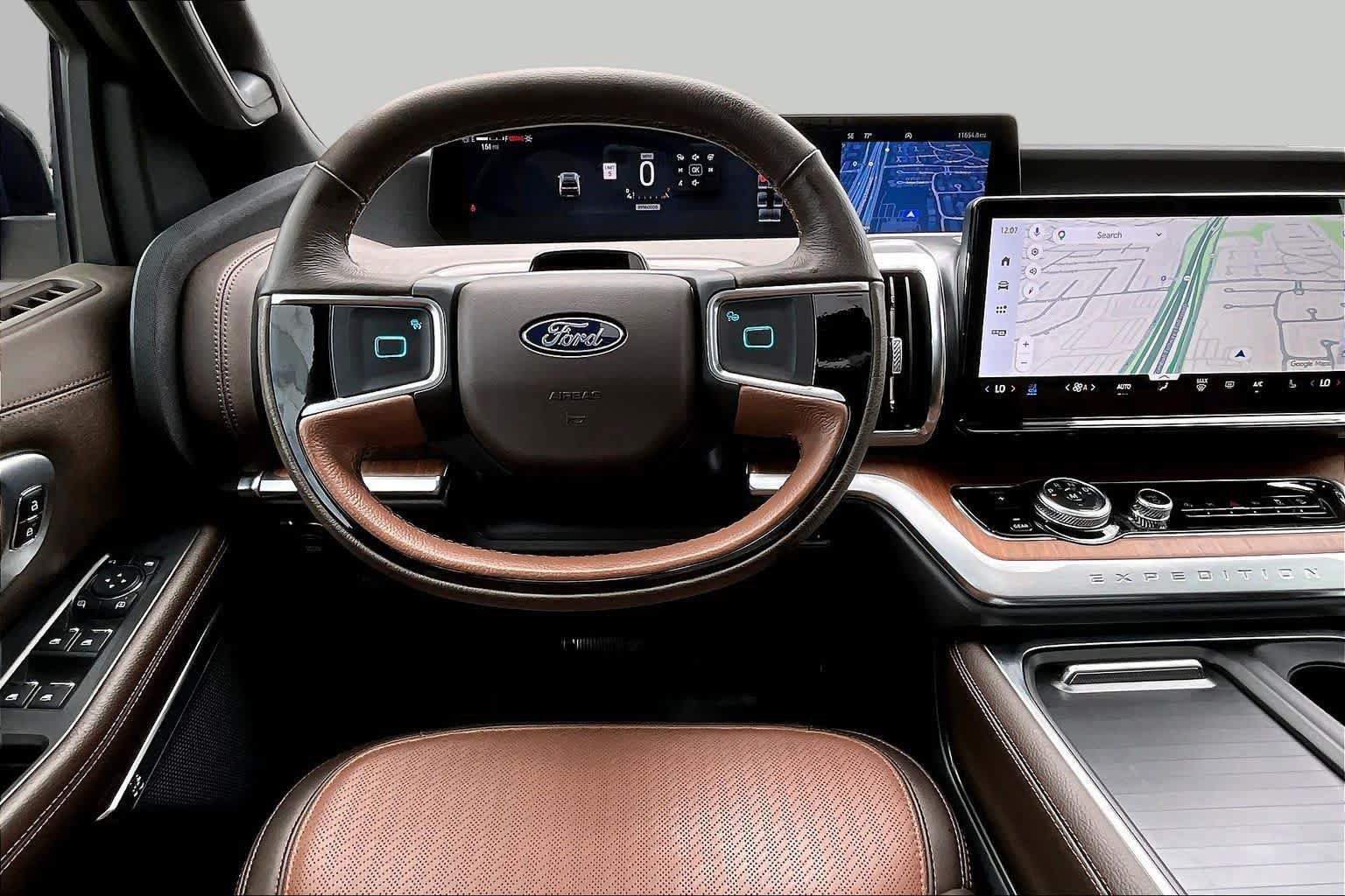 Used 2025 Ford Expedition King Ranch AWD/4WD image 6