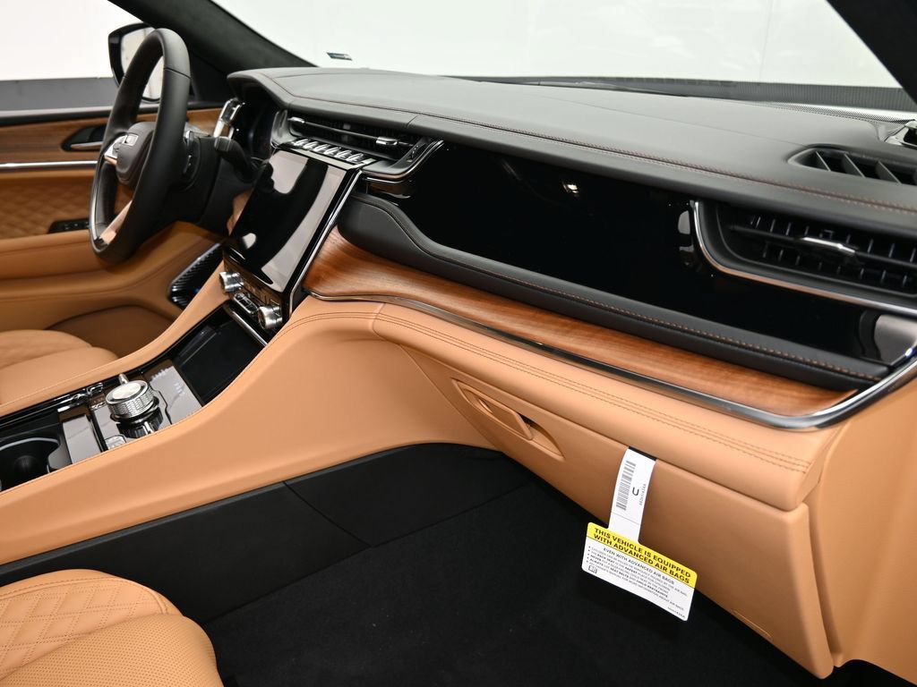 New 2025 Jeep Grand Cherokee Summit AWD/4WD image 46