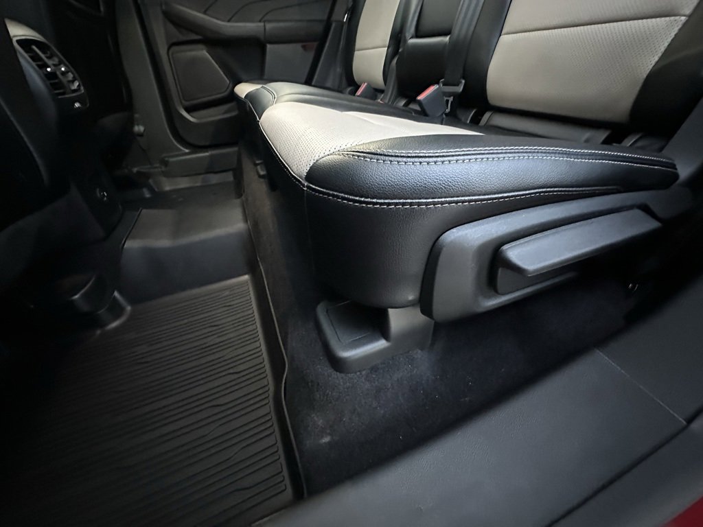 Used 2022 Ford Escape Titanium w/ Titanium Elite Package image 22