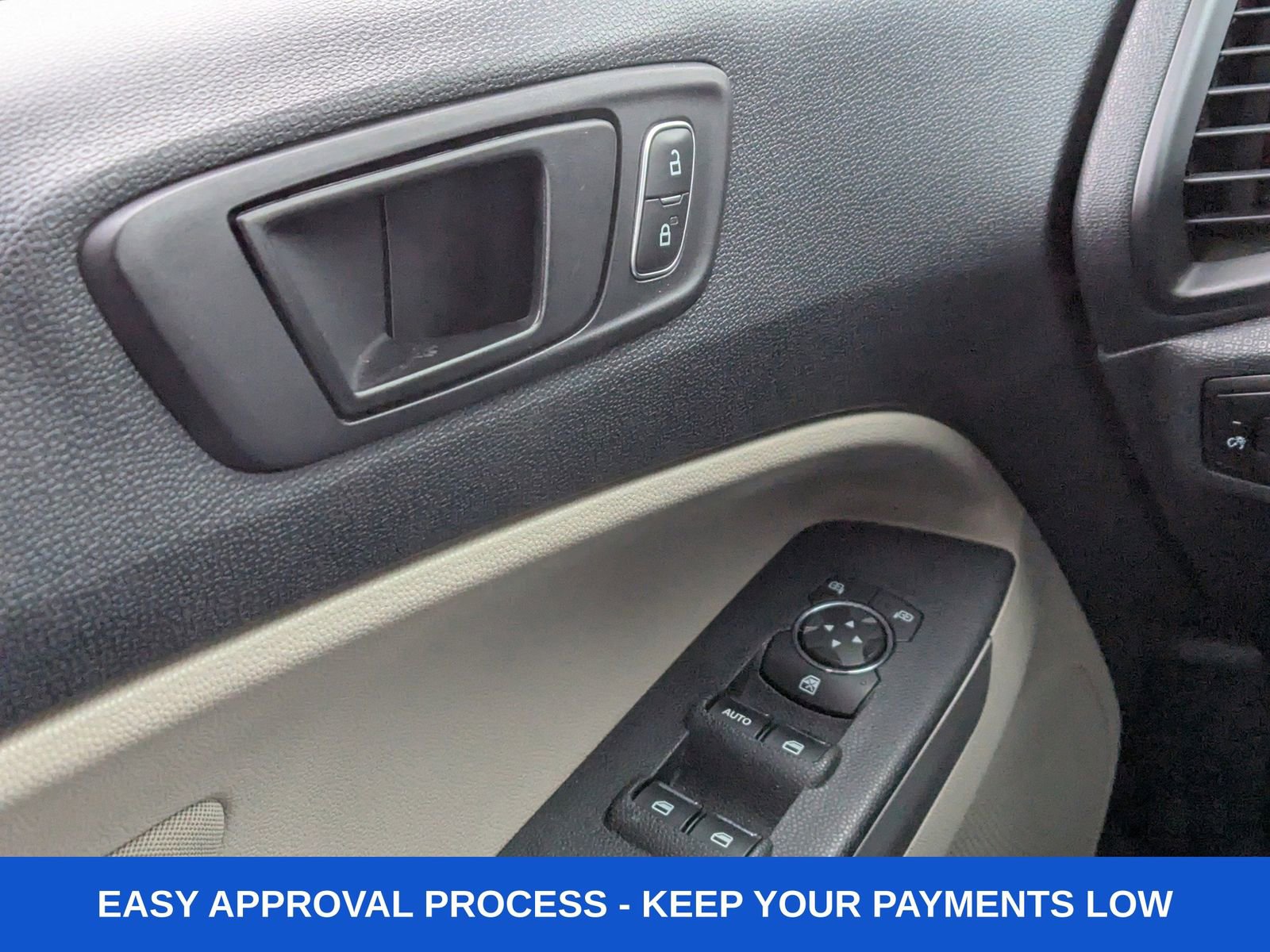 Used 2019 Ford EcoSport S image 27