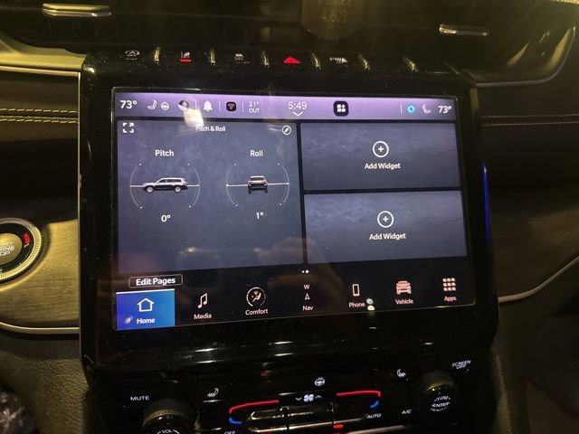 Used 2021 Jeep Grand Cherokee L Limited image 3