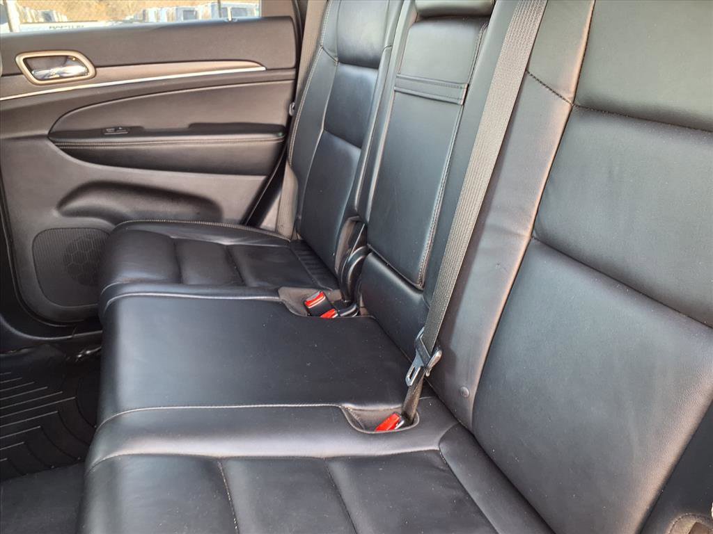 Used 2017 Jeep Grand Cherokee Limited image 7