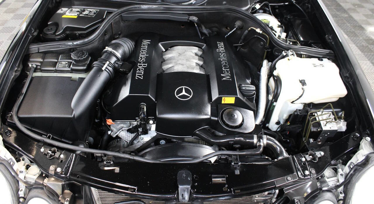 Used 2001 Mercedes-Benz CLK 320 Cabriolet image 28