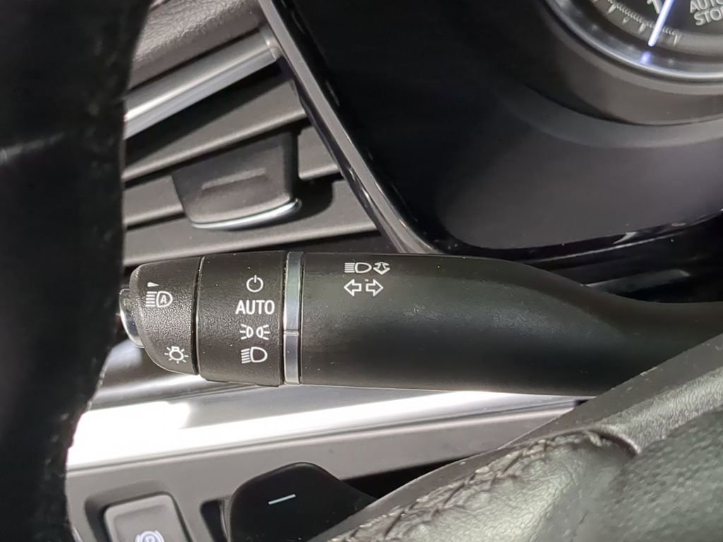 Used 2023 Cadillac XT6 Premium Luxury image 38