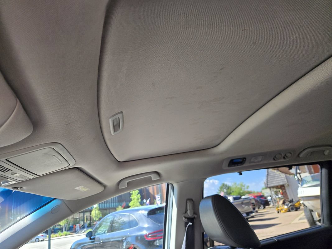 Used 2012 Honda Odyssey EX-L image 18