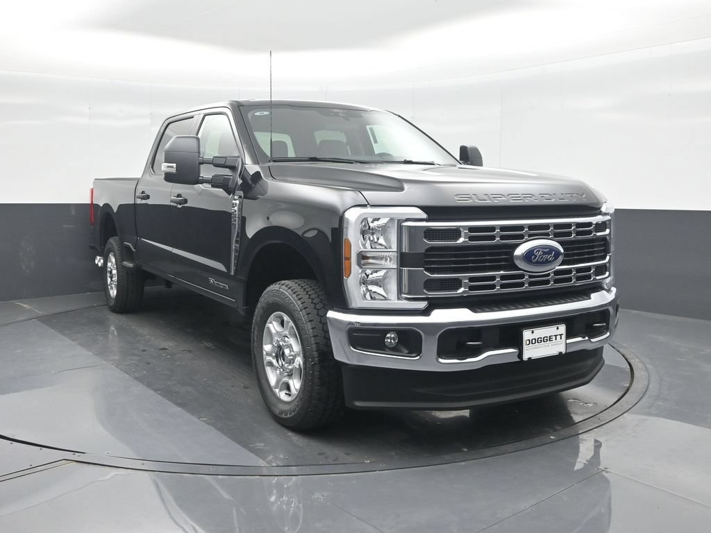 New 2026 Ford F250 XLT w/ FX4 Off-Road Package AWD/4WD image 8
