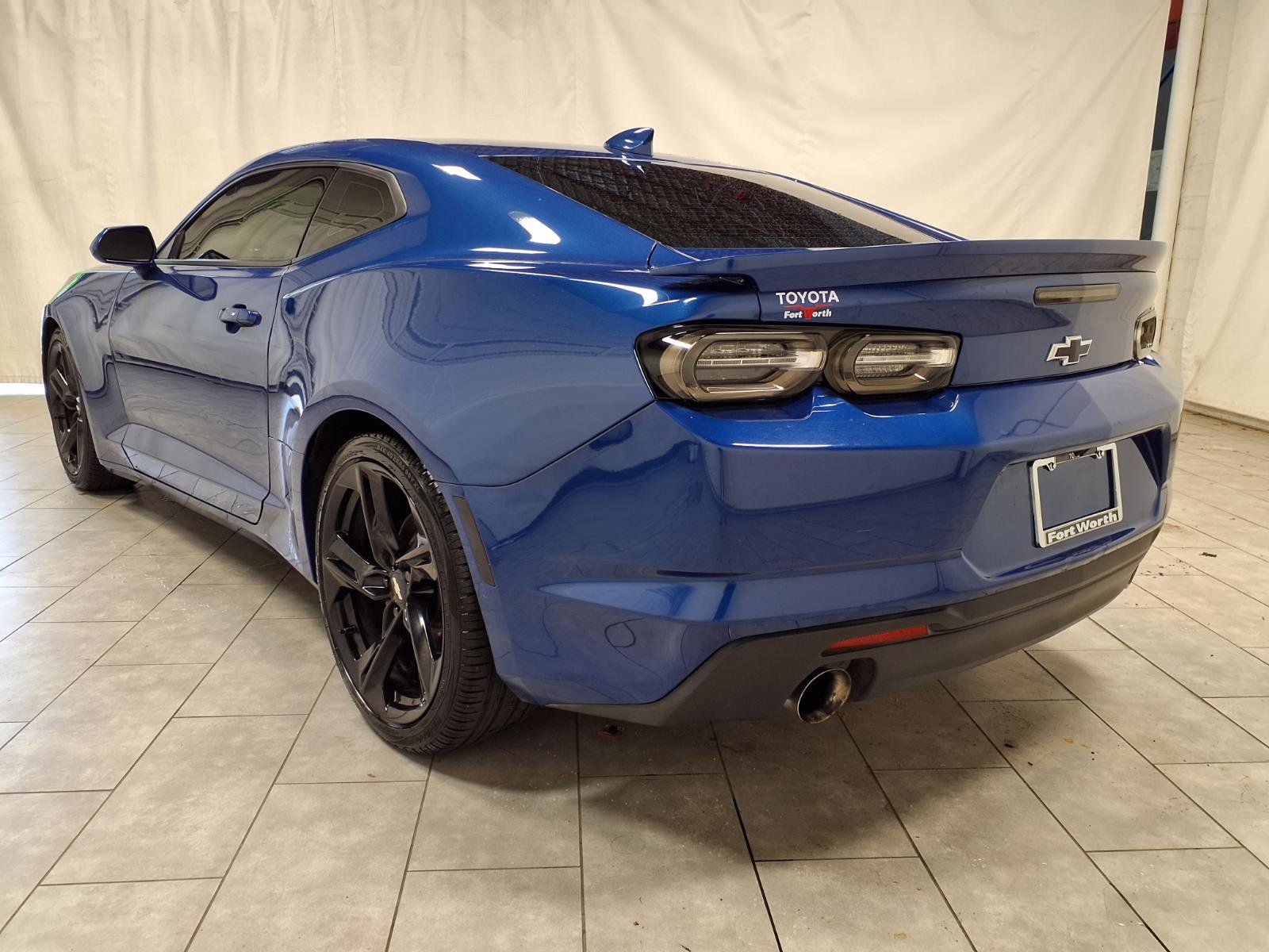 Used 2019 Chevrolet Camaro LT w/ RS Package RWD image 7