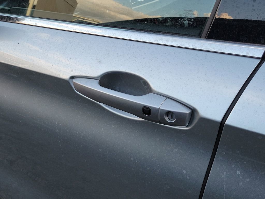 New 2025 Mitsubishi Outlander SEL image 9