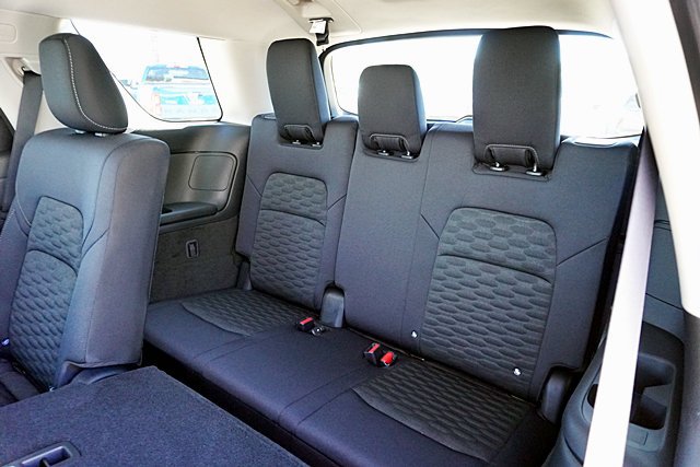 New 2026 Nissan Pathfinder SV w/ Cargo Package FWD image 27