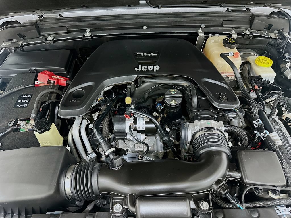 Used 2021 Jeep Wrangler Unlimited Rubicon AWD/4WD image 28