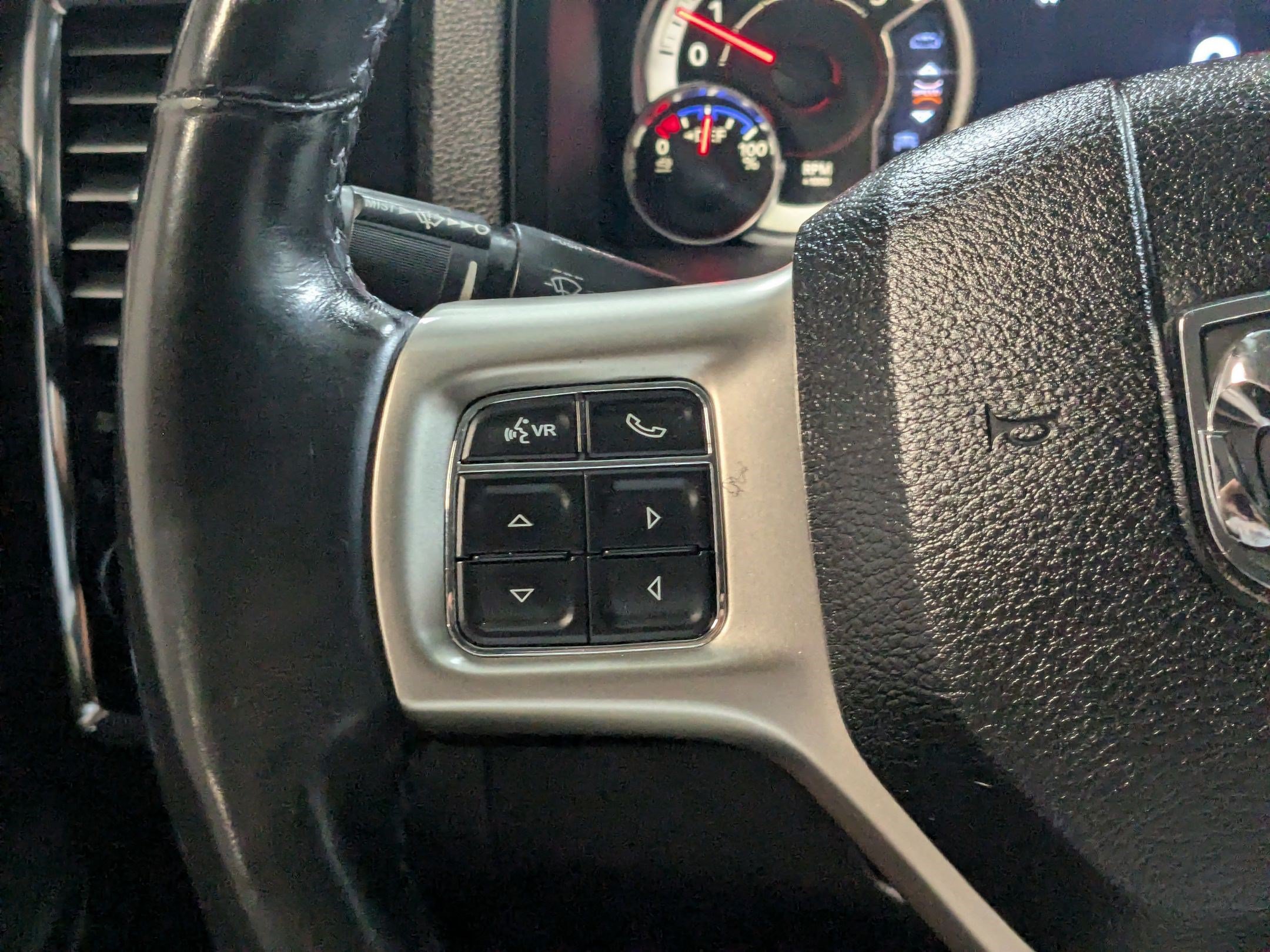 Used 2017 RAM 2500 Laramie AWD/4WD image 15