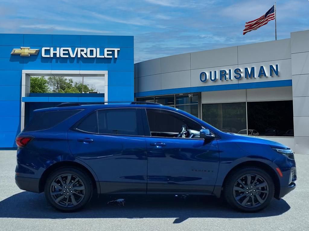 Certified 2023 Chevrolet Equinox RS AWD/4WD image 2