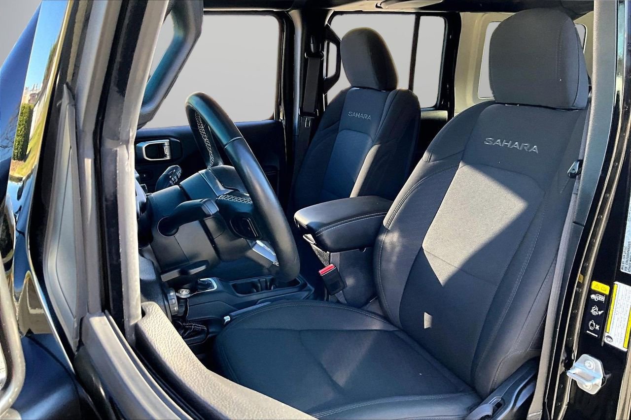 Certified 2023 Jeep Wrangler Sahara w/ Cold Weather Group image 21