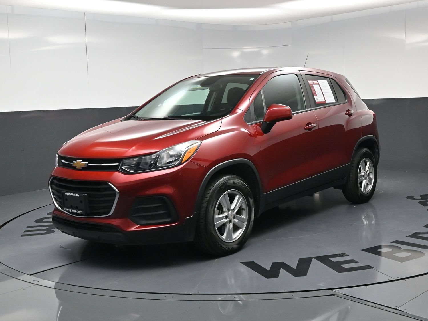Used 2021 Chevrolet Trax LS w/ Tint and Cruise Package AWD/4WD image 5