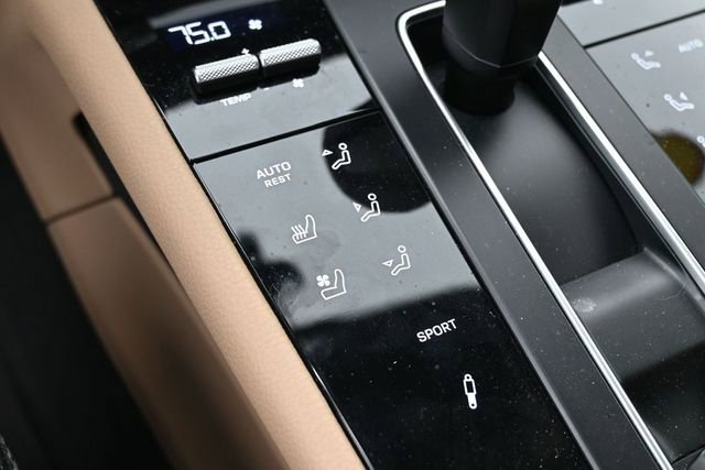 Used 2023 Porsche Macan S AWD/4WD image 22
